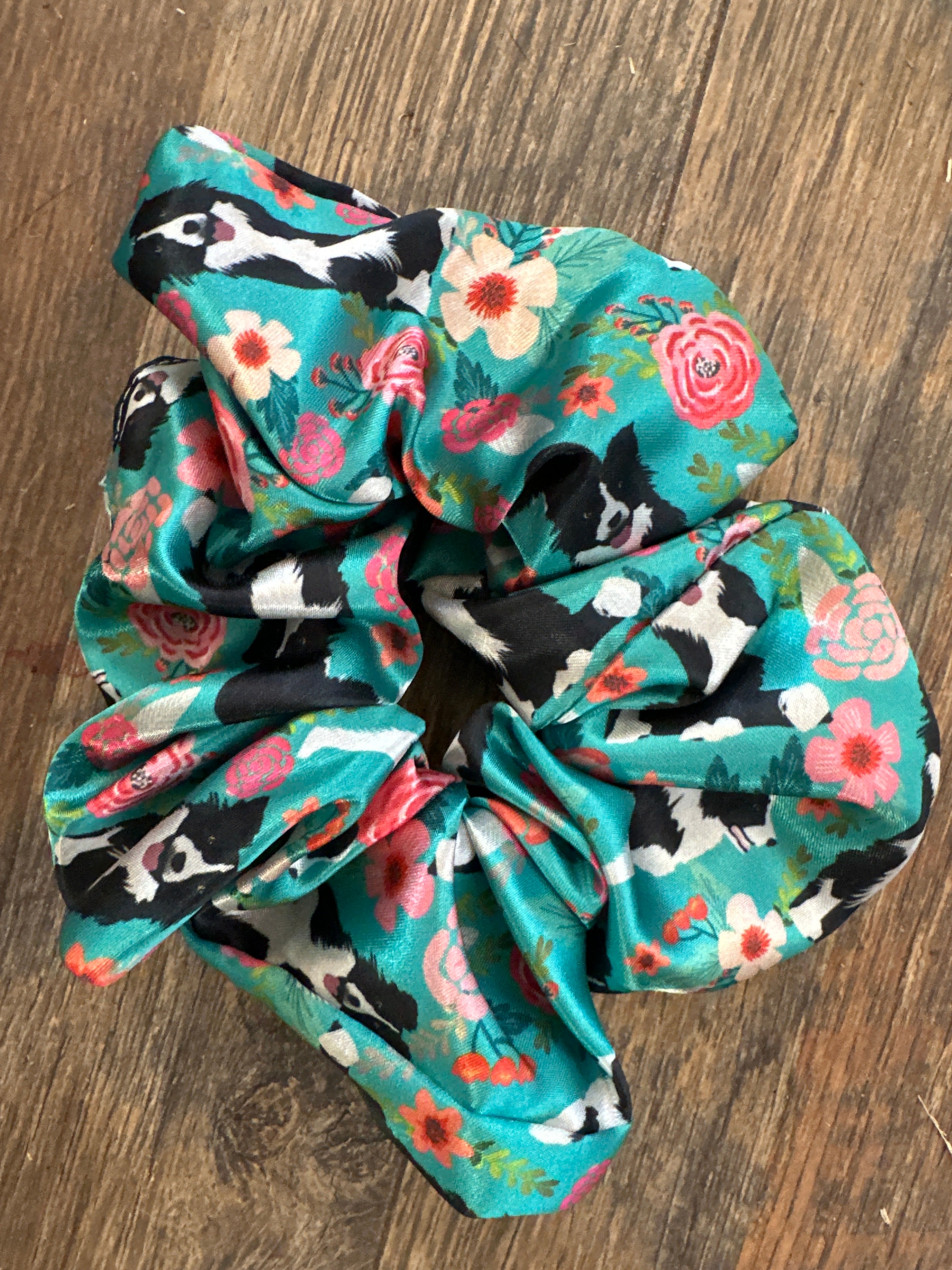 Border Collie Scrunchy