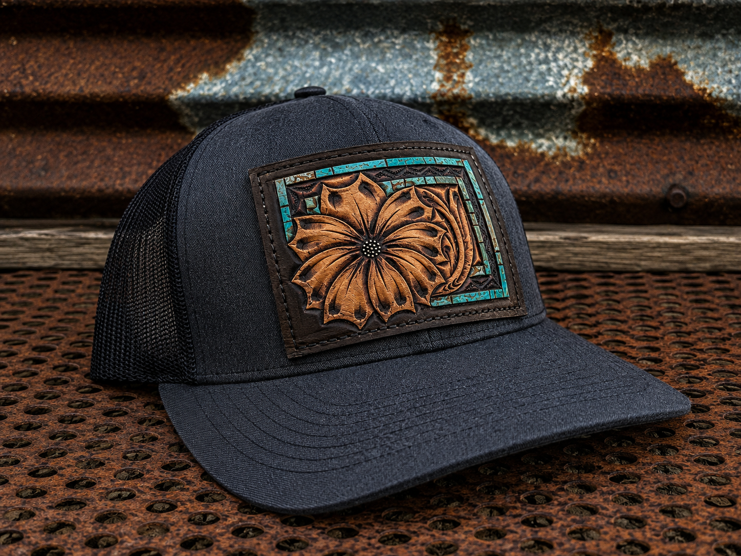 Daisy ~ Black