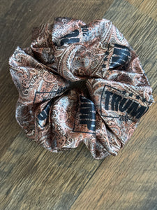 Trump Brown Scrunchy